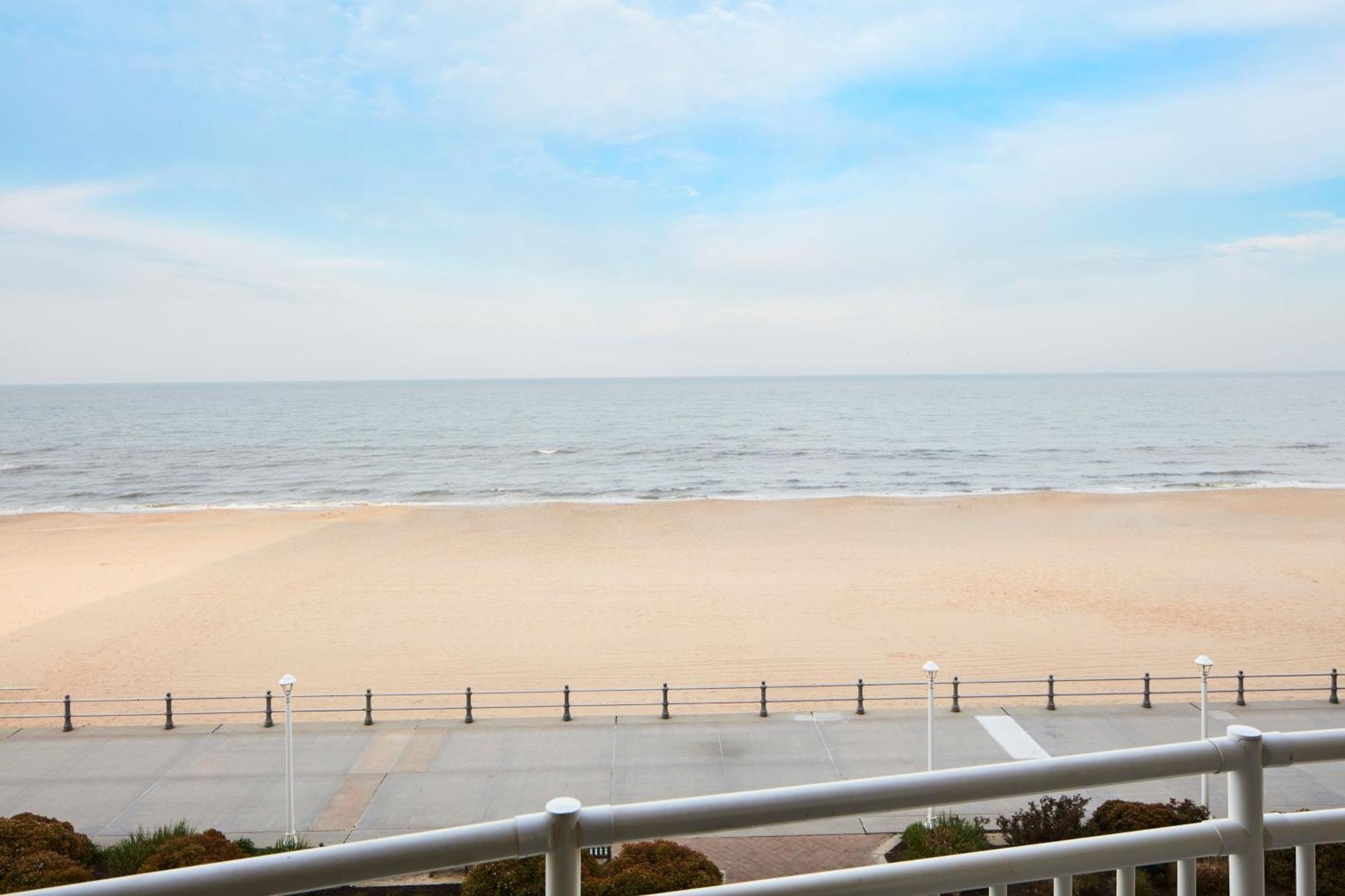 Springhill Suites By Marriott Virginia Beach Oceanfront Exterior photo